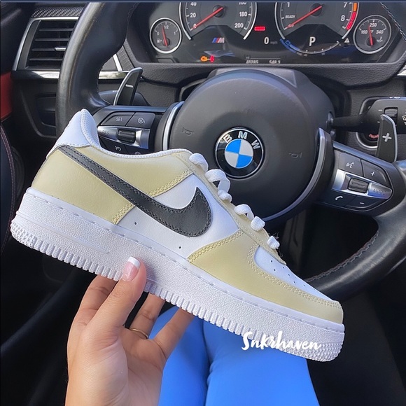 Nike Rare Air Force Tan - Picture 1 of 2